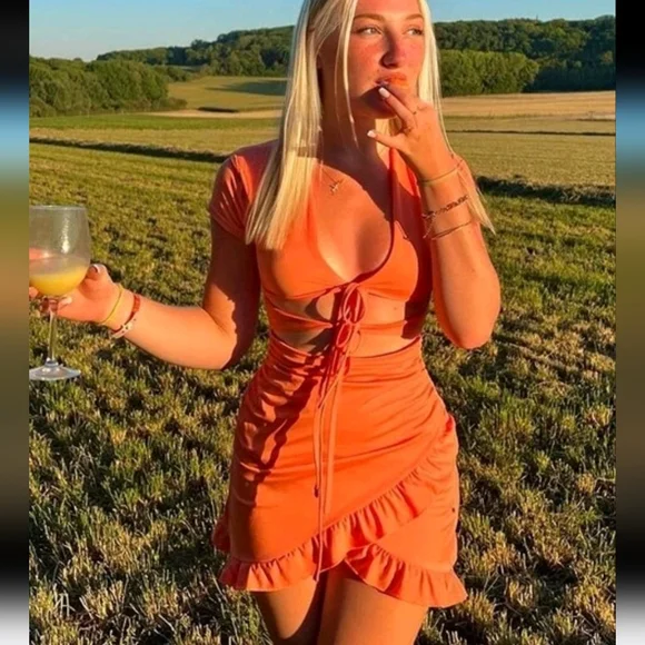 CutOut Ruffle Dress - Picture 2 of 16